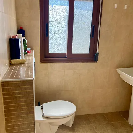 Pelekan And Athina 40 דירה
